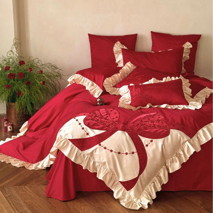 Premium Satin-Bettgarnitur mit Volant-Rüsche und applizierter Schleifen-Stickerei Brehn