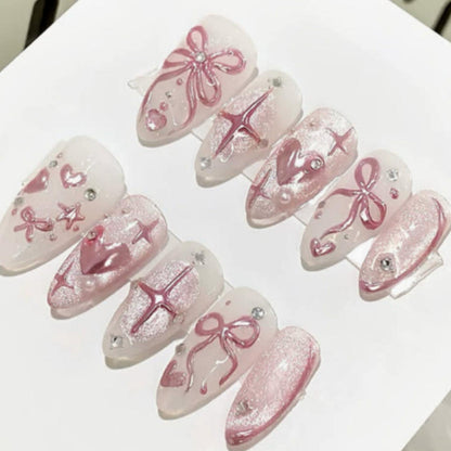 Kunstnagelset mit eleganten Verzierungen Brehn