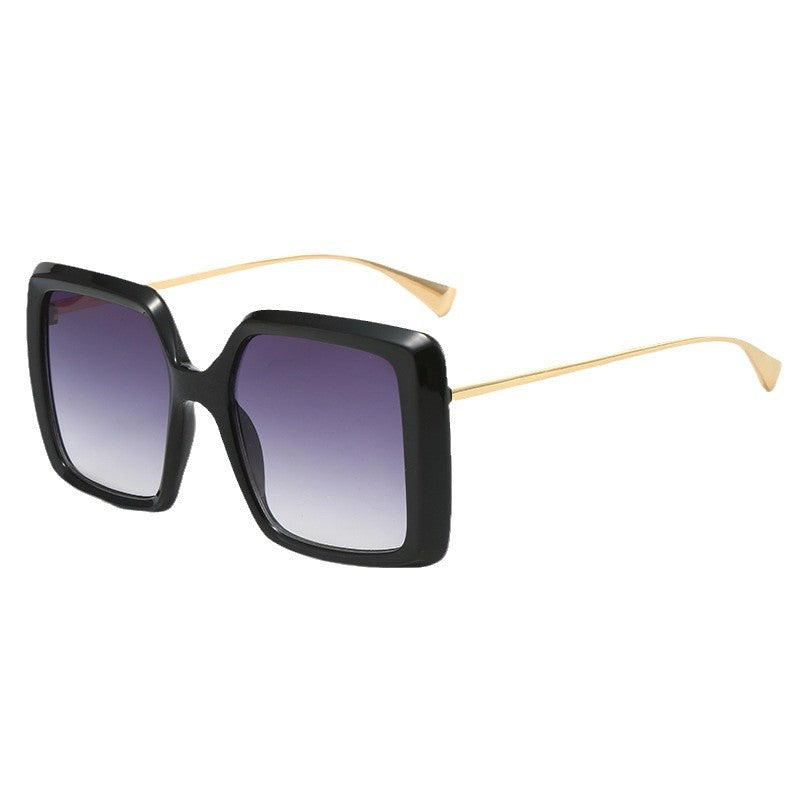 Damen oversized Sonnenbrille mit stilvollem geometrischem Design Brehn