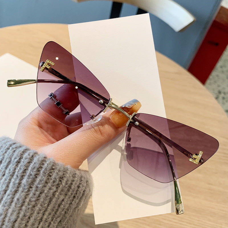 Damen Cat-Eye Sonnenbrille im modernem Design mit innovativem Rahmen Brehn