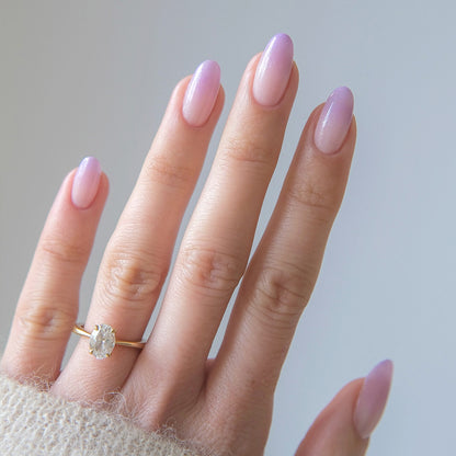 Elegante Stiletto Press-On Nagelkunst mit Strass-Akzenten Brehn