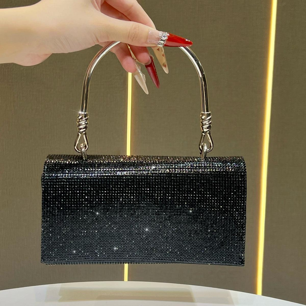 Glamouröse Strass Abendtasche