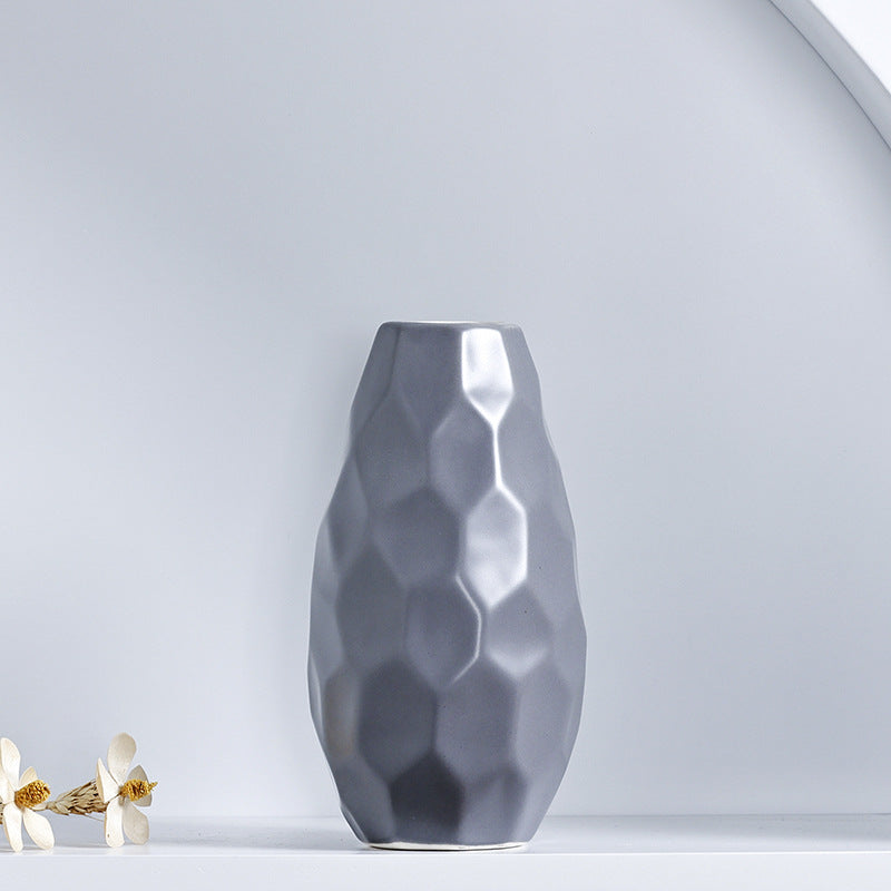 Einzigartige geometrische Keramikvase Brehn