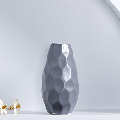 Einzigartige geometrische Keramikvase Brehn