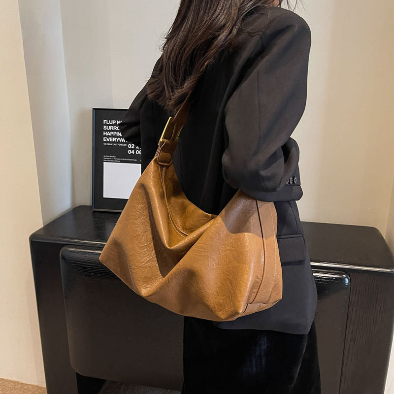 Weiche strukturierte Schultertasche Brehn