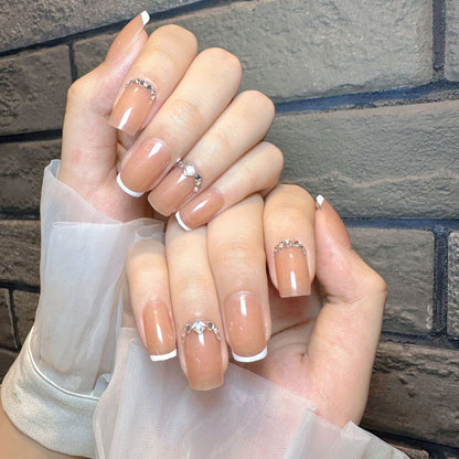Elegante Nagelkunst Brehn