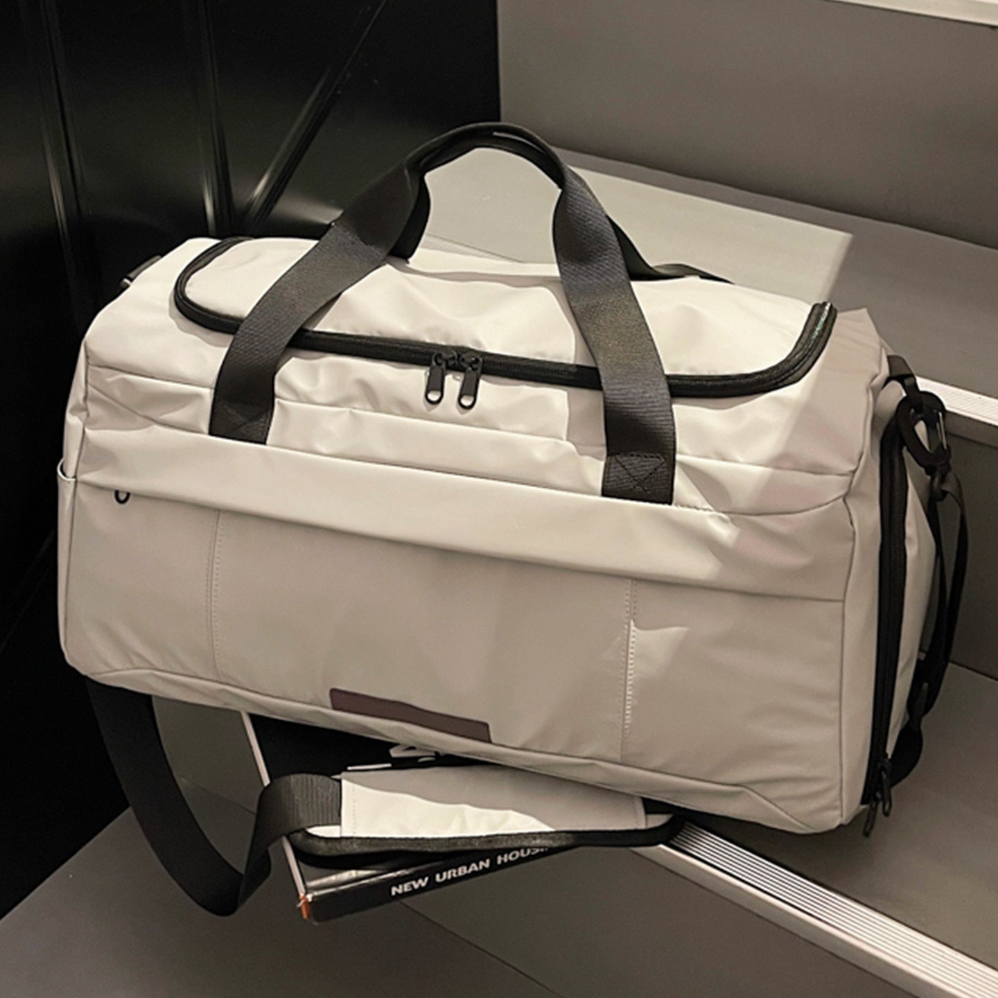Sportliche Reisetasche mit Isoliertem Futter Brehn
