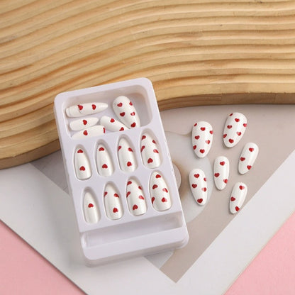 Herz-verziertes Nageldesign-Set Brehn