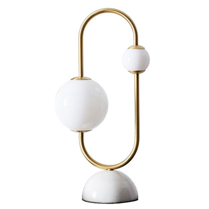 Dekorative Tischlampe mit einzigartigem Skulpturdesign