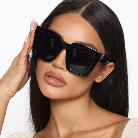 Damen Modische quadratische Sonnenbrille mit trendigem Rahmen und schützendem UV-Filter Brehn
