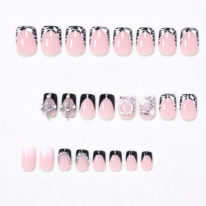 Elegante dekorative Acryl Press-On Nagelkunst Brehn
