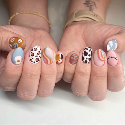 Kreatives Multi-Patterned Nagelkunst Set