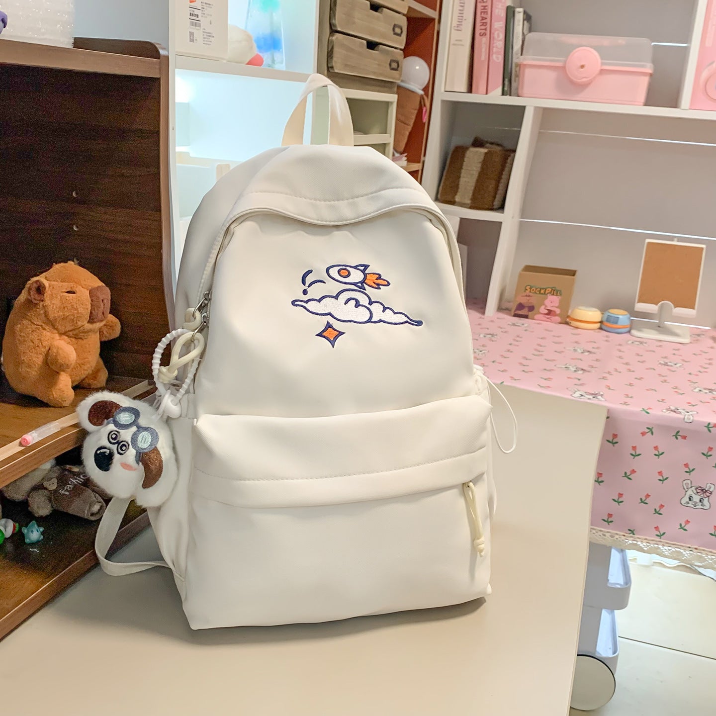 Alltagsrucksack mit Einzigartigem Stickdesign Brehn