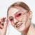 Damen Herzförmige Sonnenbrille mit glitzerndem Rahmen Brehn