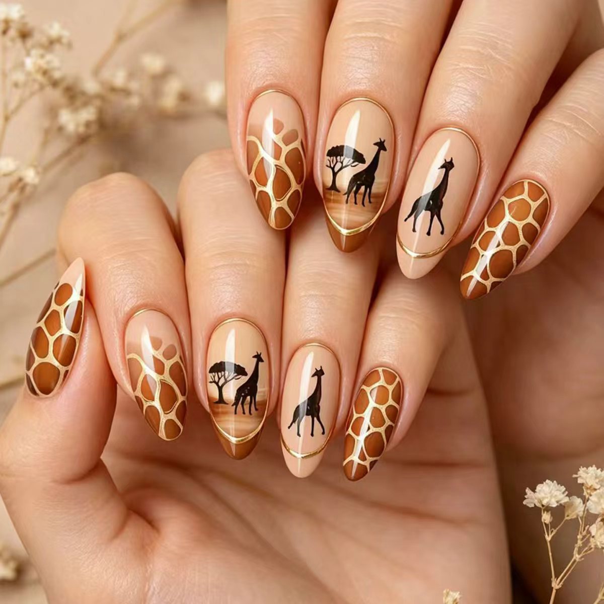 Kunstnägel mit Tiermotiv und Giraffen-Design Brehn
