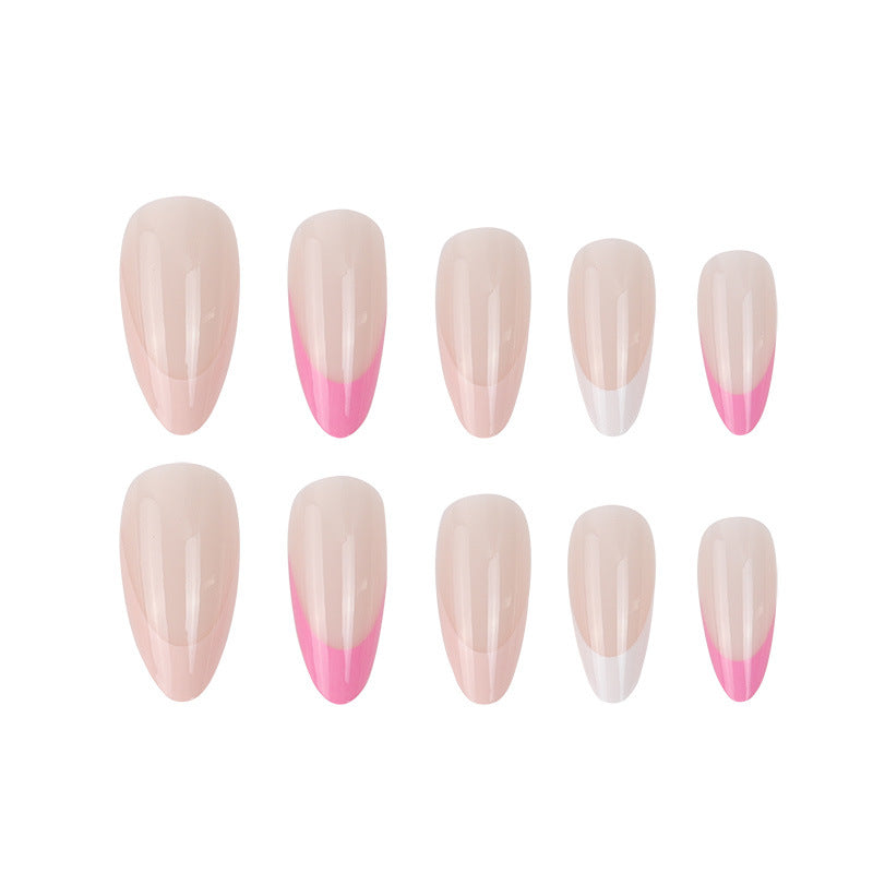 Elegante Stiletto Press-On Nägel mit einzigartigen French Tips Brehn