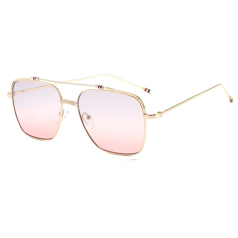 Damen modische geschwungene Brille mit schmalem Metallrahmen Brehn