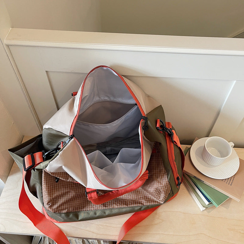 Sportliche Reisetasche Mit Funktionalem Design Brehn