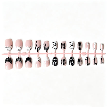 Künstlerisches Geometrisches Nagelkunstset