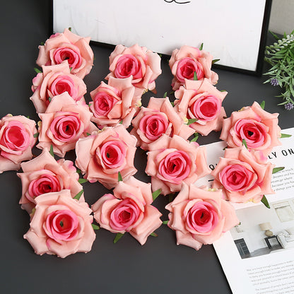 Dekorative Blumen für Tischdekoration Zuhause