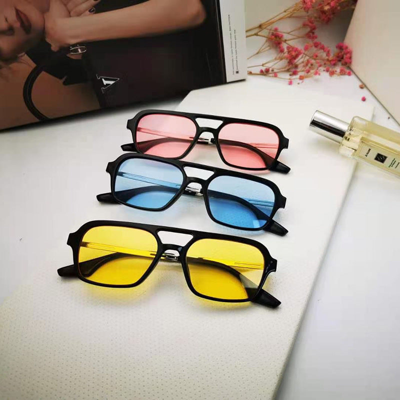 Quadratische Sonnenbrille Im Modischen Design Brehn