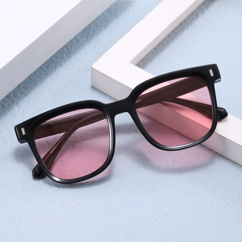 Damen Modische quadratische Sonnenbrille mit transparentem Rahmen Brehn