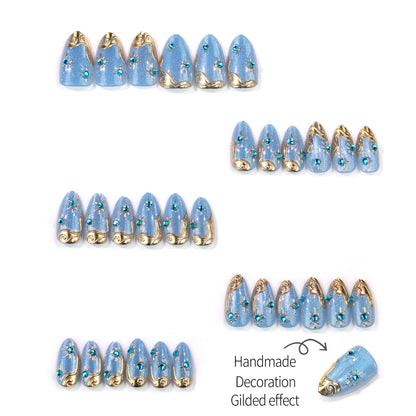 Dekoratives Press-On Nail Art Set mit Glitter und Juwelenakzenten