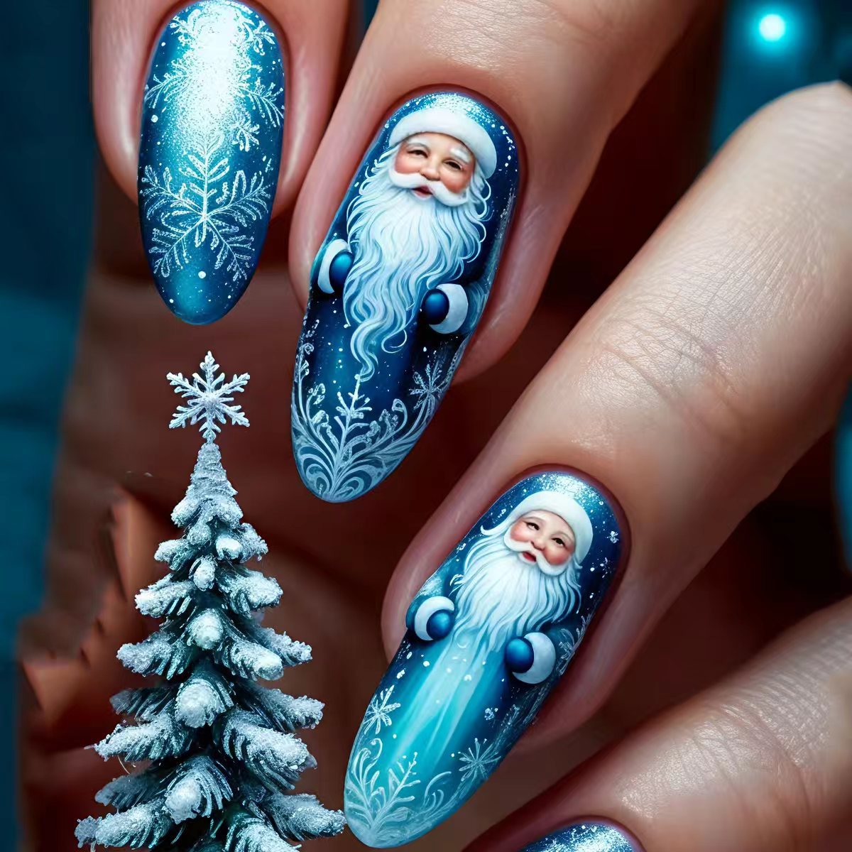 Kunstnägel mit Festlichem Weihnachtsmann-Design Brehn