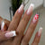 Künstlerisches Press-On-Nagelset mit floralen und abstrakten Designs Brehn
