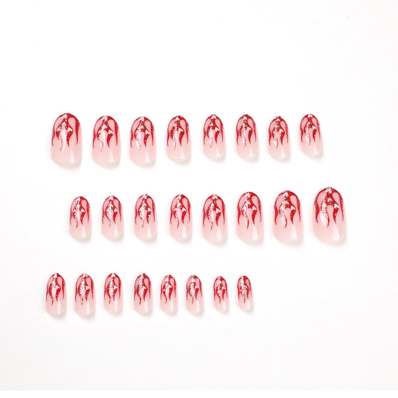 Künstliche Nagelkunst mit romantischem Herz- und Flammen-Design Brehn