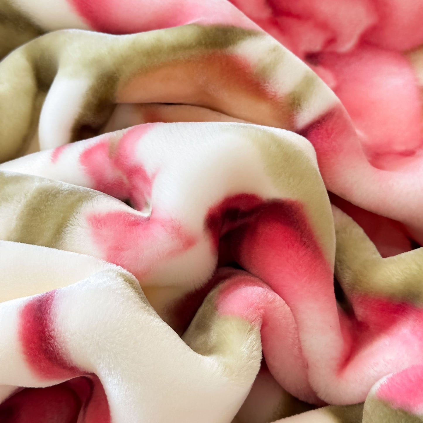 Blumengemusterte Fleece-Wurfdecke Brehn