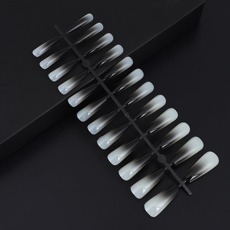 Kunstnägel im eleganten Ombre-Design Brehn