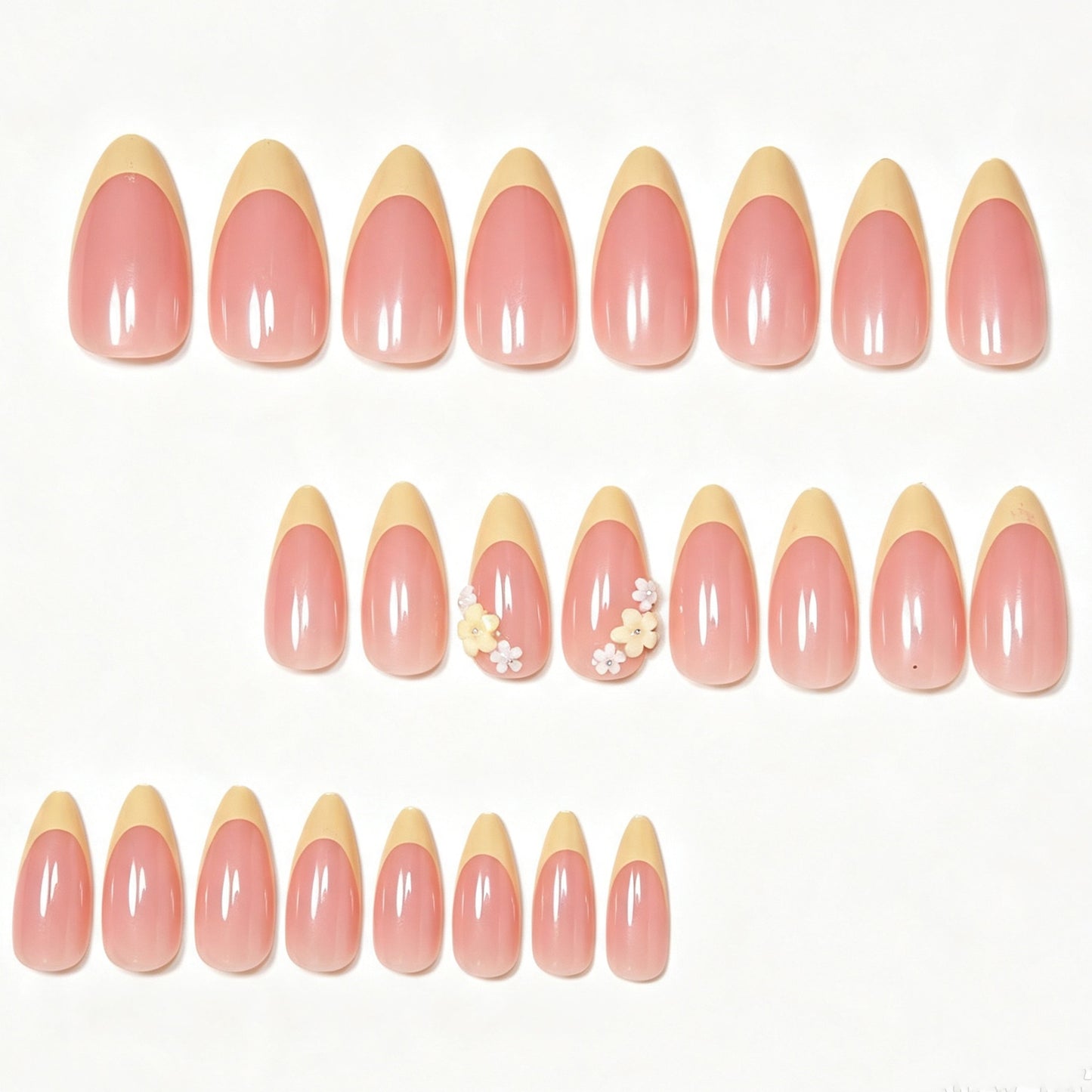 Elegantes florales Akzent-Nagelkunst-Set Brehn