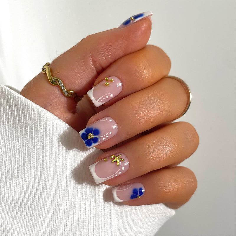 Künstlerische Floral Press-On Nagelkunst Brehn
