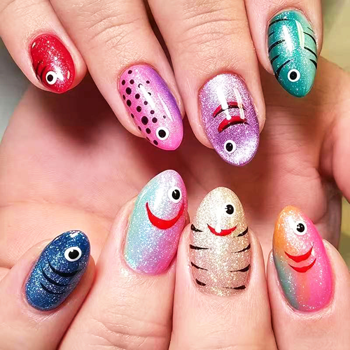 Kreative Kunstnägel mit Fröhlichem Fisch-Design Brehn