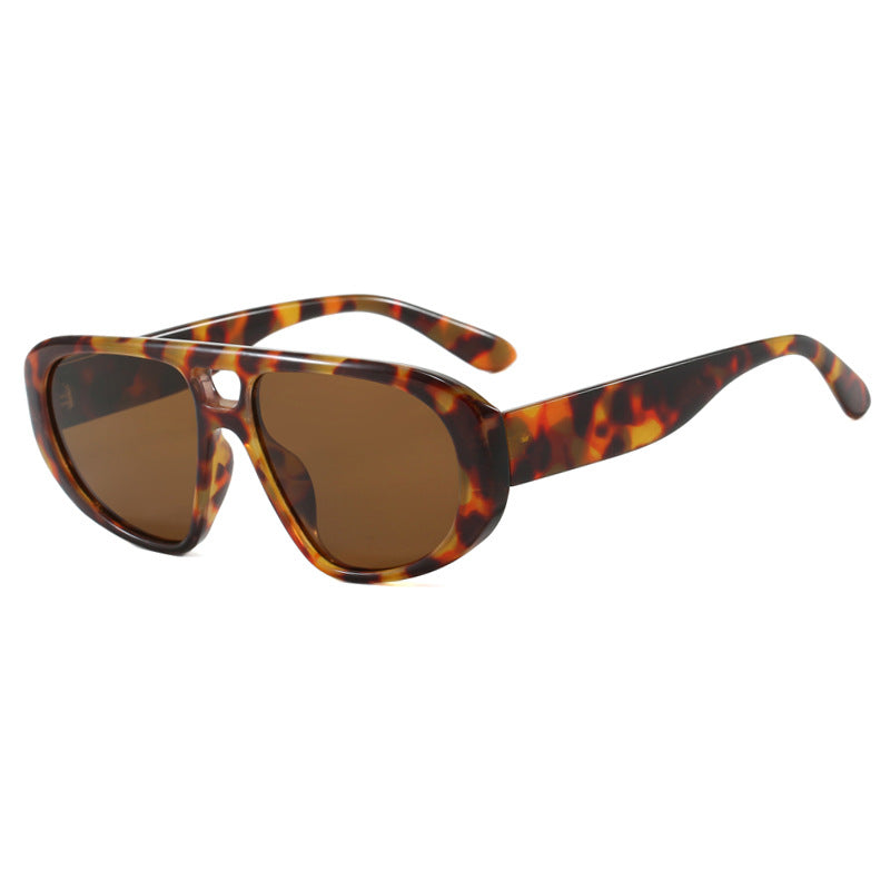 Damen sportliche Sonnenbrille mit breitem strapazierfähigem Rahmen und polarisierten Gläsern Brehn