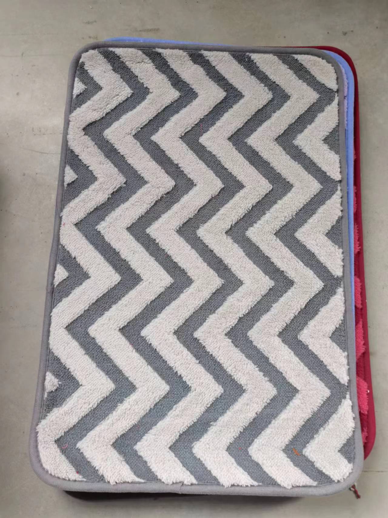 Chevron-Muster Rutschfeste Badematte Brehn