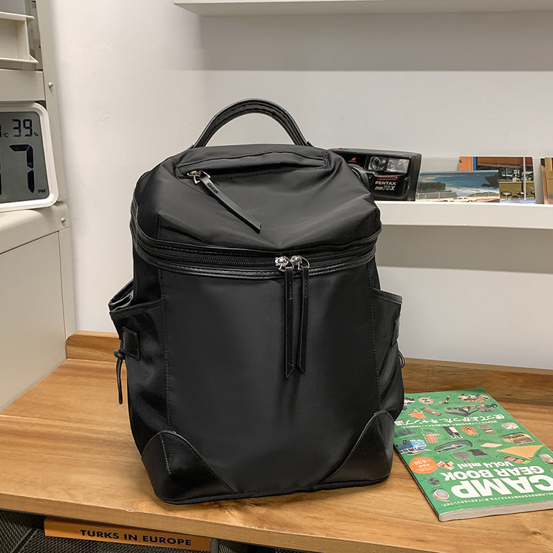Moderner Mehrfachfächer-Schulrucksack
