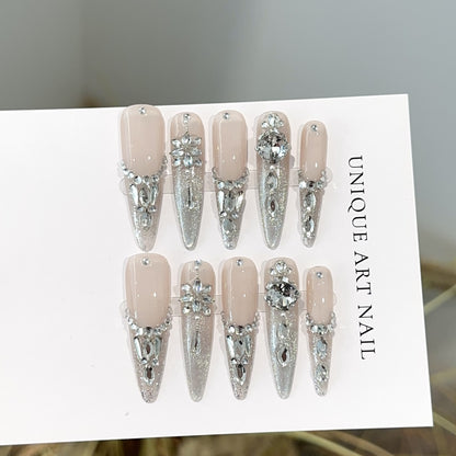 Glamourös mit Strass verziertes Press-On-Nägel-Set