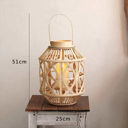 Handgefertigte Laterne aus Rattan Brehn