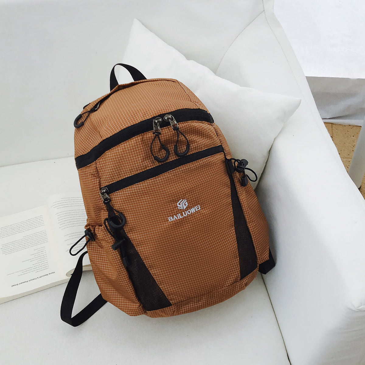 Stilvoller Mehrfach-Fach Outdoor-Rucksack Brehn