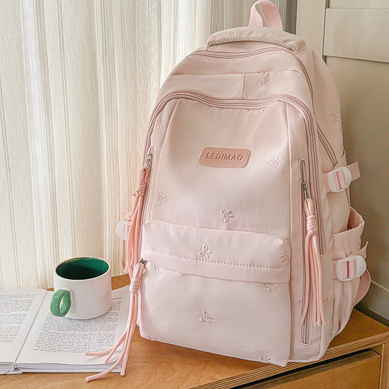 Stylischer Mehrfach-Taschen-Rucksack mit Anhänger Brehn