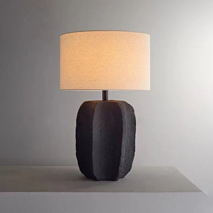 Skulpturale Stein Tischlampe