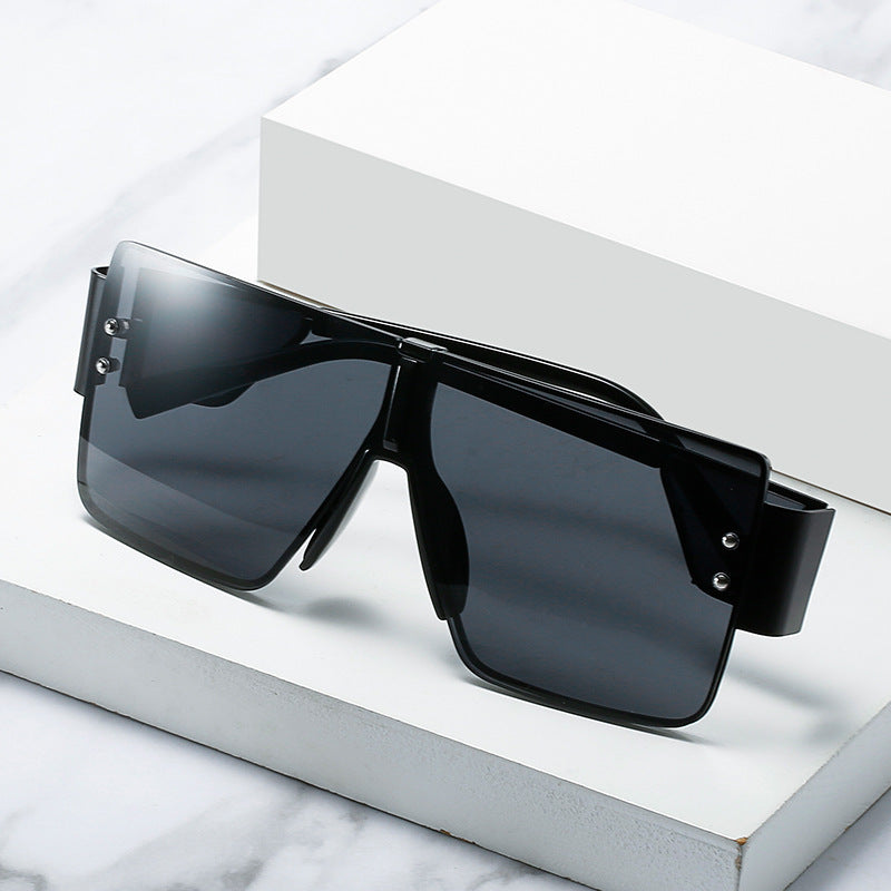 Damen trendige oversized Sonnenbrille mit futuristischem Design Brehn
