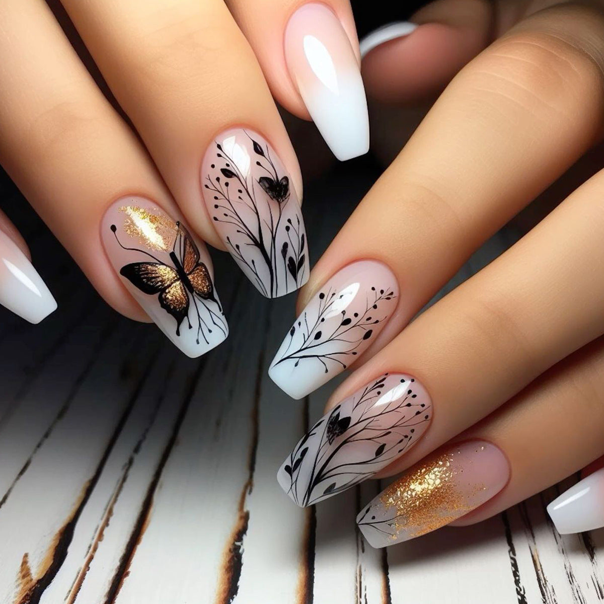 Elegante Florale Schmetterling Nagelverlängerungen Brehn