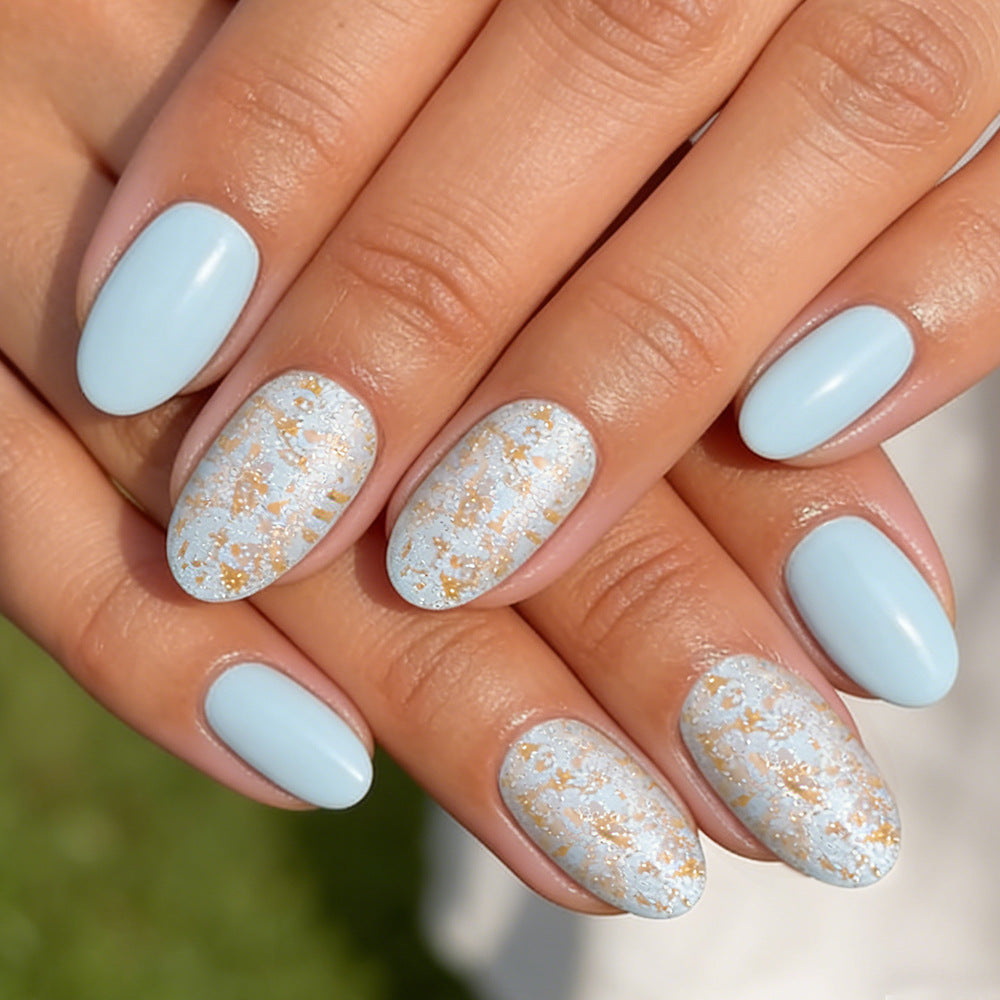 Elegantes Press-On-Nagelkunst-Set mit Glitzerakzenten Brehn