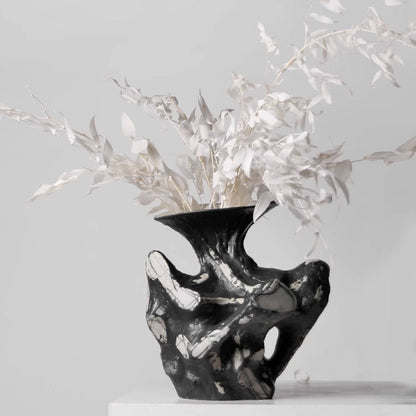 Künstlerische abstrakte dekorative Vase