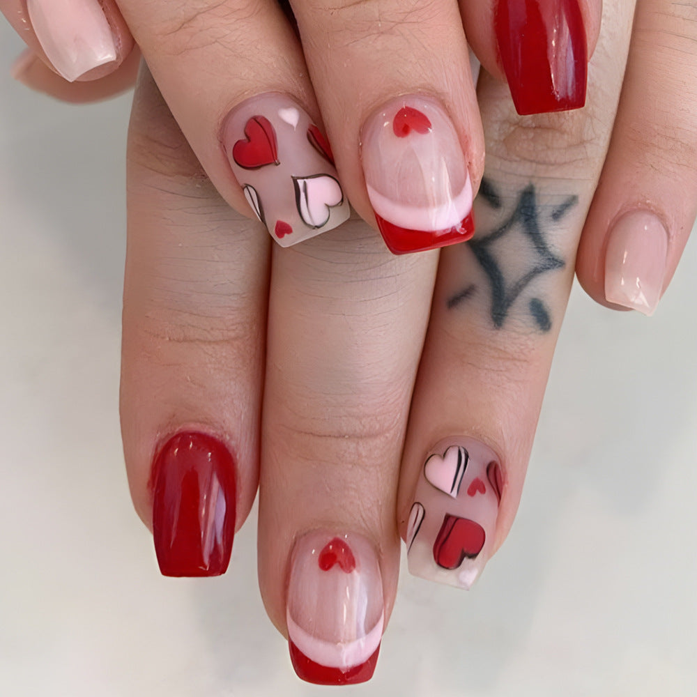 Romantisches Herzdruck Press-On Nagelkunst Set Brehn