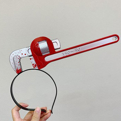 Kreatives Haarband im Werkzeugdesign