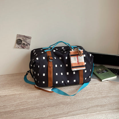 Stylische gepunktete Reisetasche Brehn